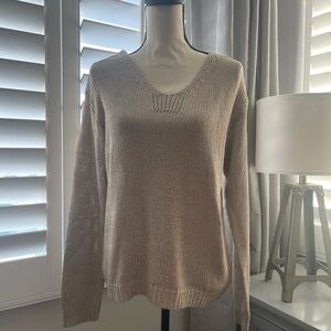 Harper sweater top (from Francesca’s boutique )